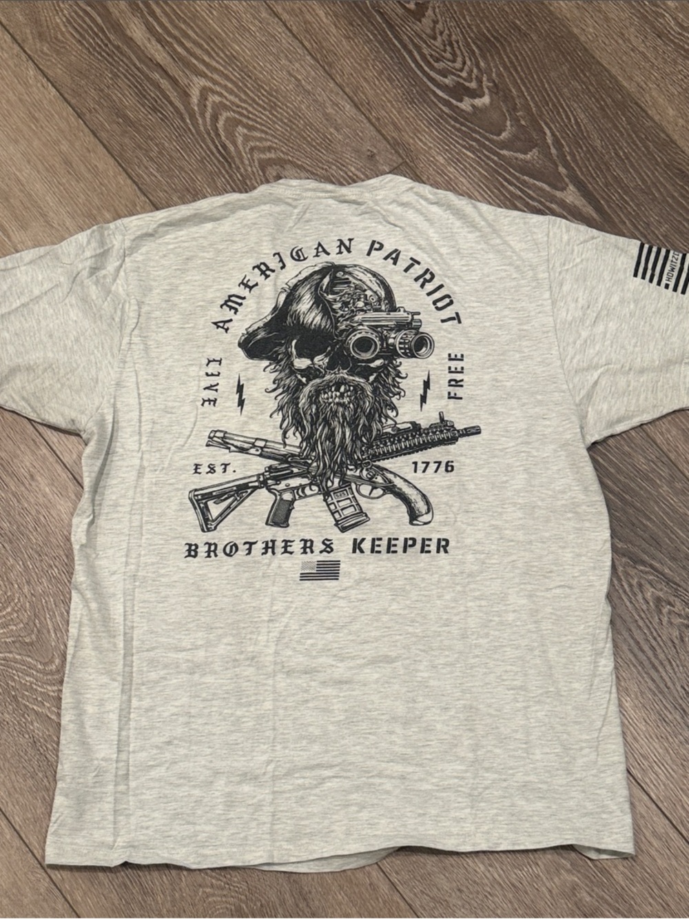Brothers Keeper Short-Sleeve Graphic Tee - Light Gray